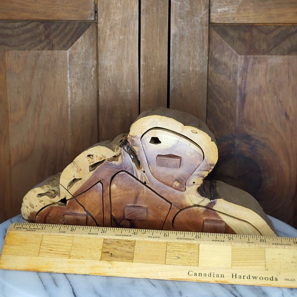 Wood Carved Jewely Holder - Picture 8 of 15